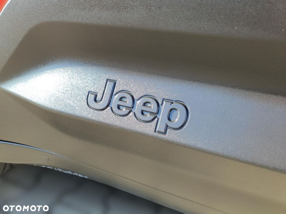 Jeep Avenger 1.2 GSE T3 Altitude FWD - 27