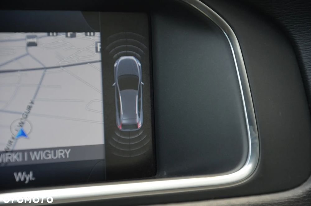 Volvo V40 Cross Country T4 Momentum - 23