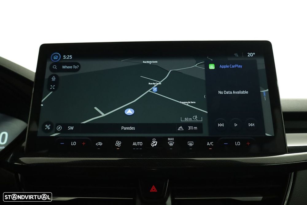 Ford Focus 1.0 EcoBoost MHEV ST-Line X - 11