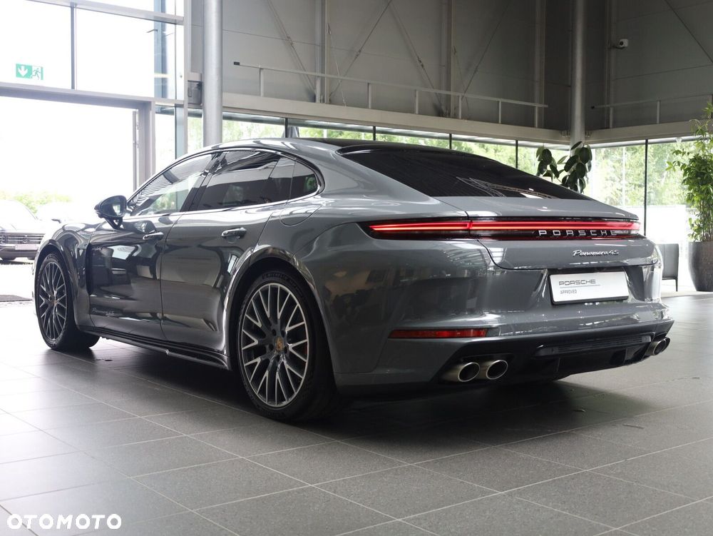 Porsche Panamera - 5