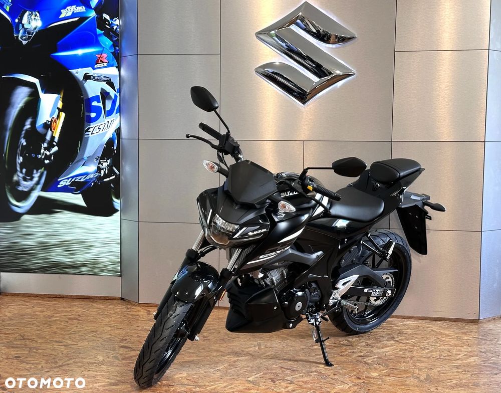 Suzuki GSX - 7