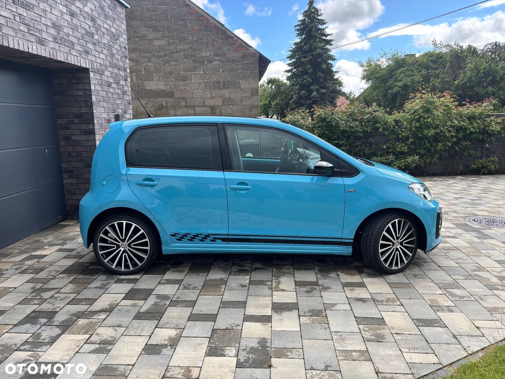 Volkswagen up! R-Line - 6
