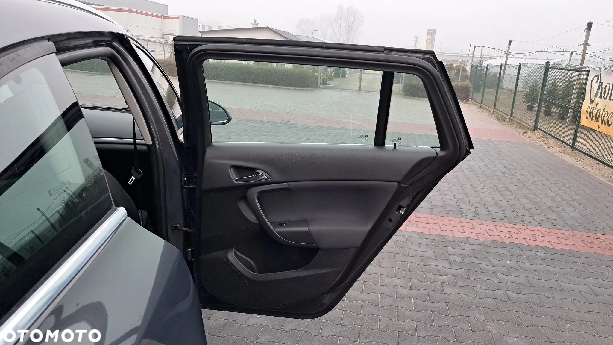 Opel Insignia 1.6 T Edition - 11