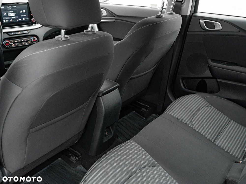 Kia Ceed 1.5 T-GDI M - 24