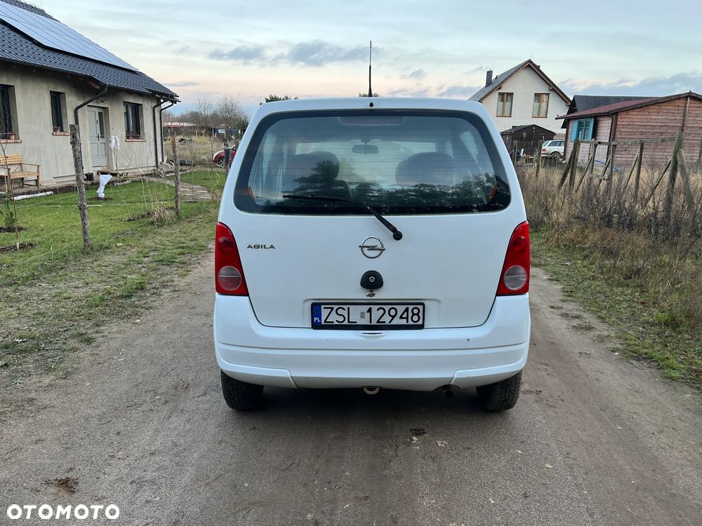 Opel Agila 1.0 Essentia - 5