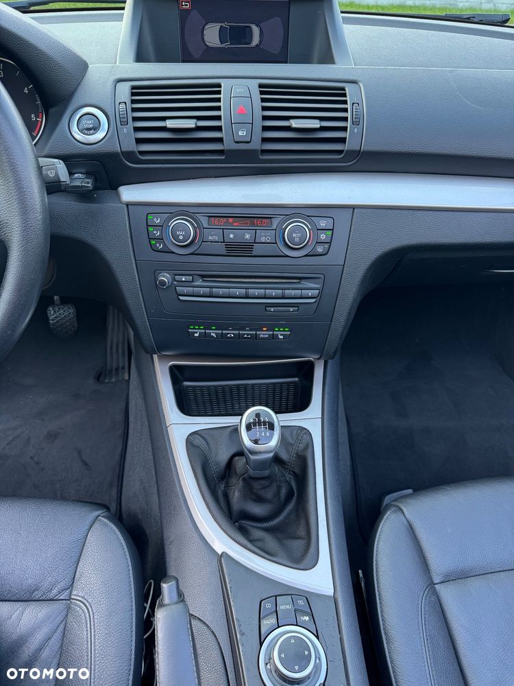 BMW Seria 1 118d - 14