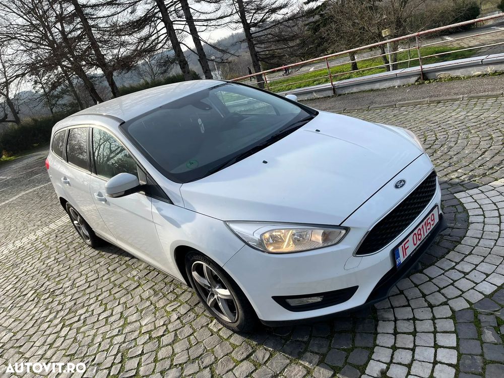 Ford Focus - 1