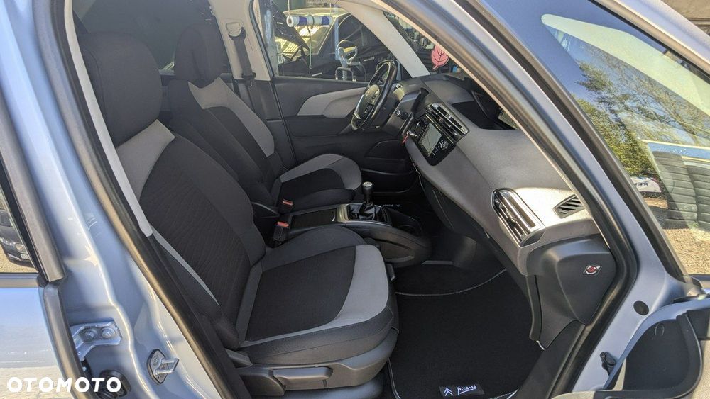 Citroën C4 Grand Picasso - 19