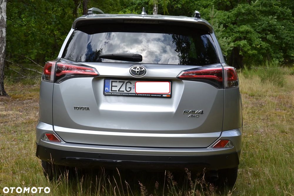 Toyota RAV4 2.0 Prestige 4x4 - 8