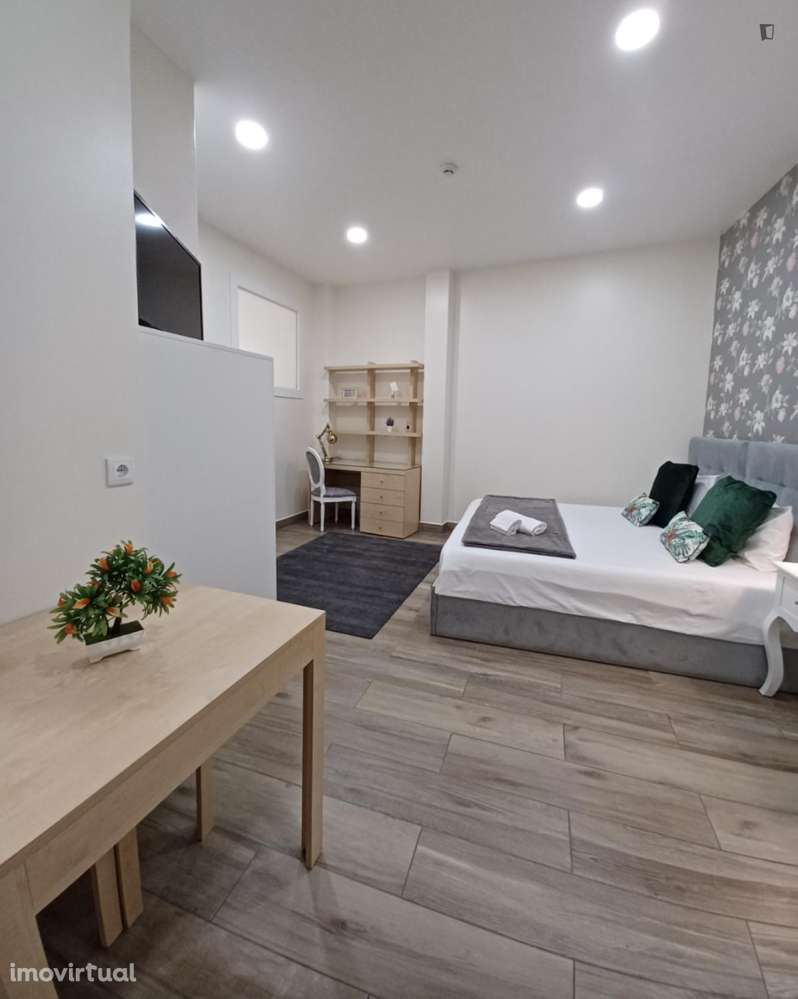 Estúdio - localizado em Montarroio Coimbra - Grande imagem: 5/11