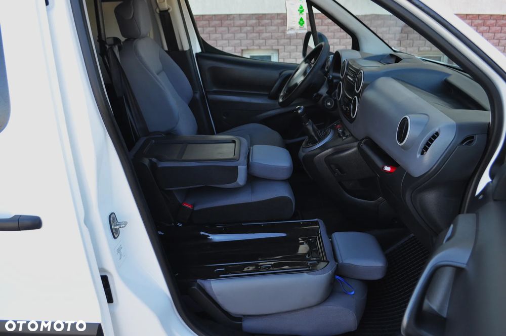 Citroën BERLINGO II - 27