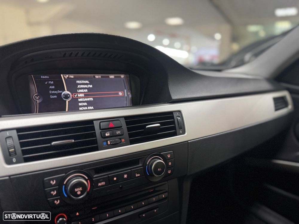 BMW 320 d Navigation - 11