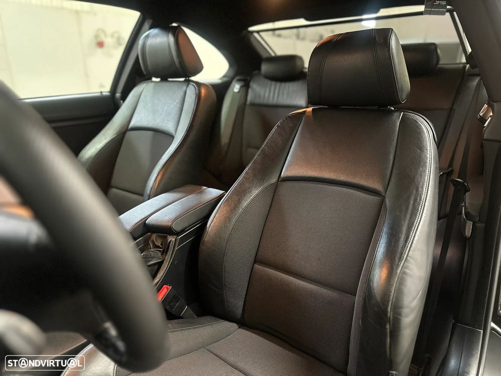 BMW 320 d Coupe - 14