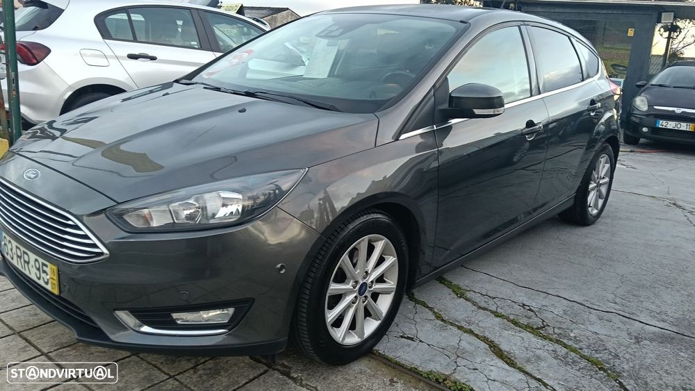 Ford Focus 1.0 SCTi ST-Line - 1