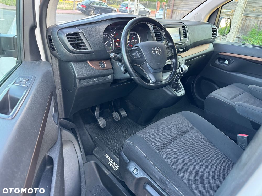 Toyota Proace Verso ver-2-0--l--d--4d-5--si-family-compact - 20