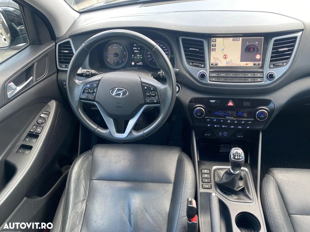 Hyundai Tucson - 16
