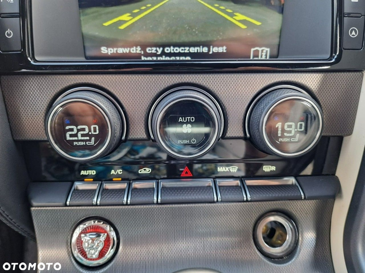 Jaguar F-Type S AWD - 24