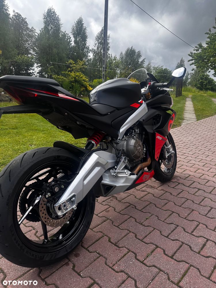 Aprilia RS - 7