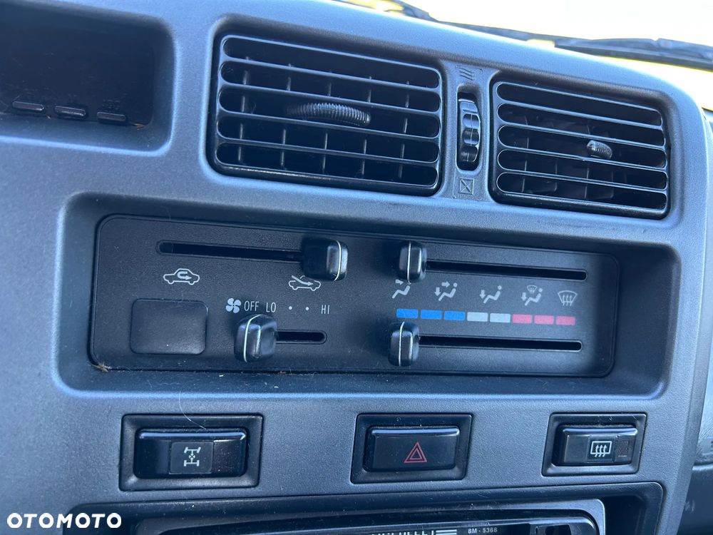 Toyota RAV4 2.0 - 21