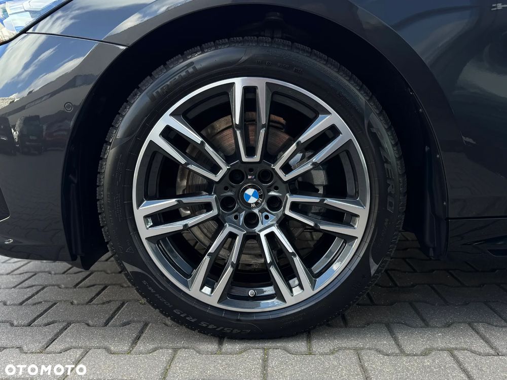 BMW Seria 5 520d xDrive mHEV M Sport - 6