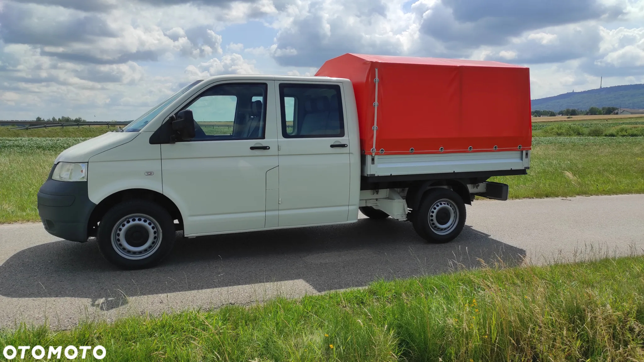 Volkswagen TRANSPORTER DOKA 5 OSÓB POLSKI SALON MAŁY PRZEBIEG - 2