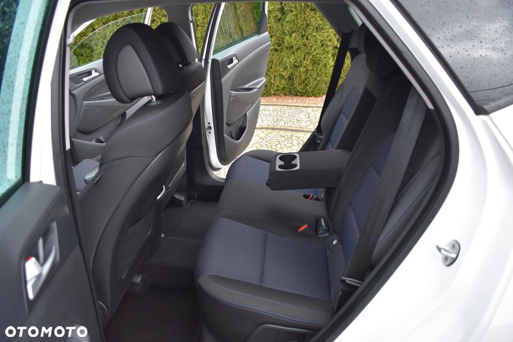 Hyundai Tucson 1.7 CRDI BlueDrive Premium 2WD DCT - 35