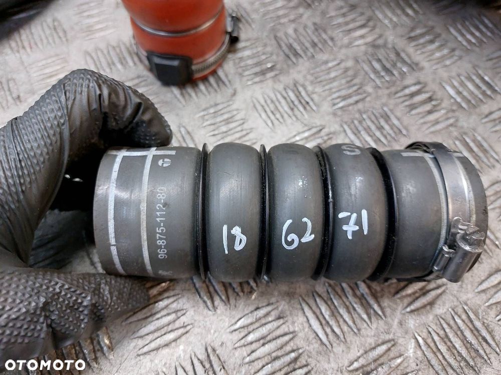 OBUDOWA FILTRA POWIETRZA + RURA DOLOT CITROEN C4 I 1.6 THP - 9