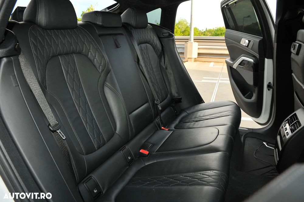 BMW X6 xDrive30d AT MHEV - 13