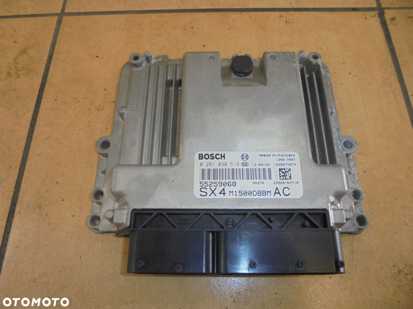 Komputer silnika SX4 S Cross 1.6DDIS 0281030519 - 1