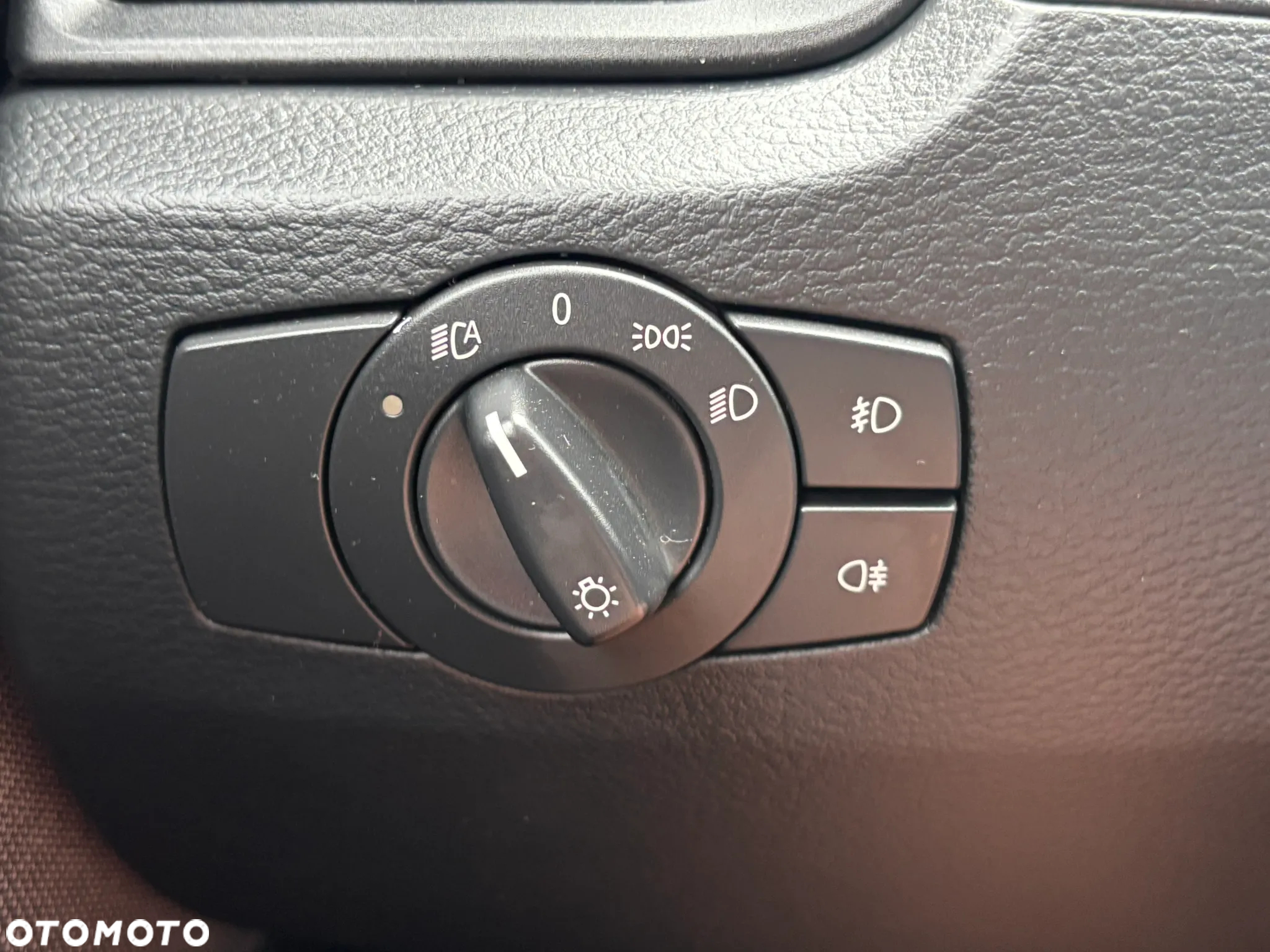 BMW X1 sDrive18d - 21