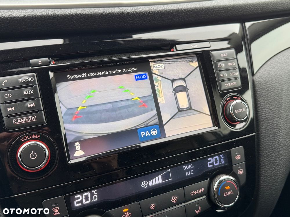 Nissan Qashqai 1.6 DCi TEKNA+ - 32