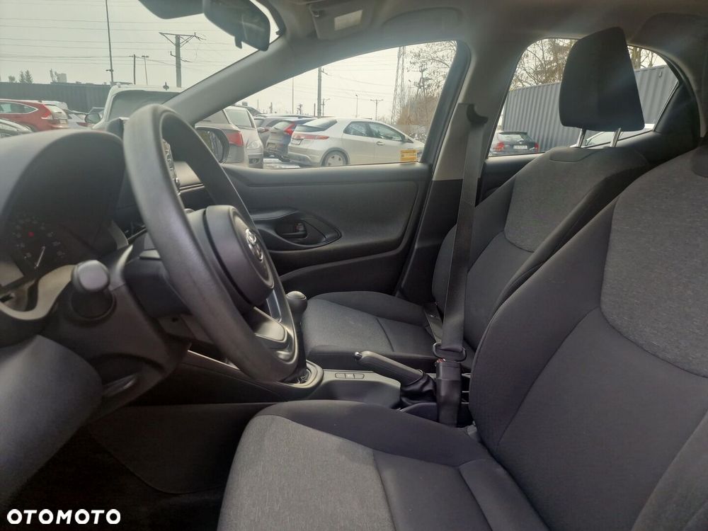 Toyota Yaris - 15
