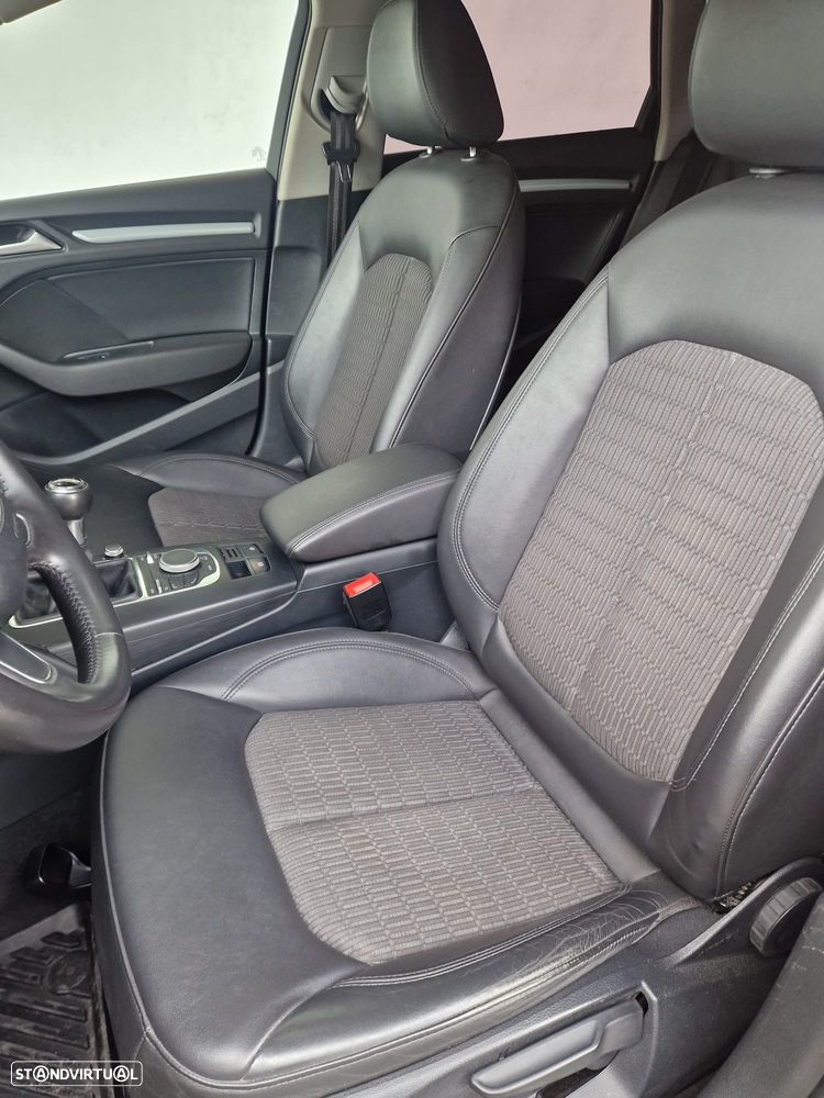 Audi A3 1.4 TFSI Ambiente - 6