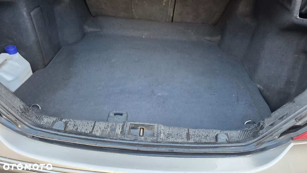 Mercedes-Benz Klasa C - 19