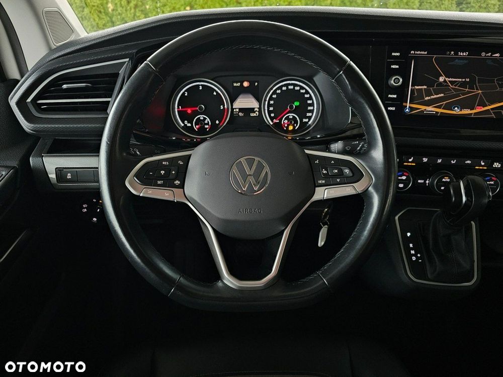 Volkswagen Multivan - 18