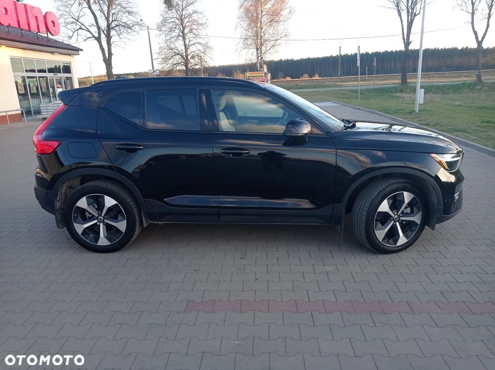 Volvo XC 40 - 3