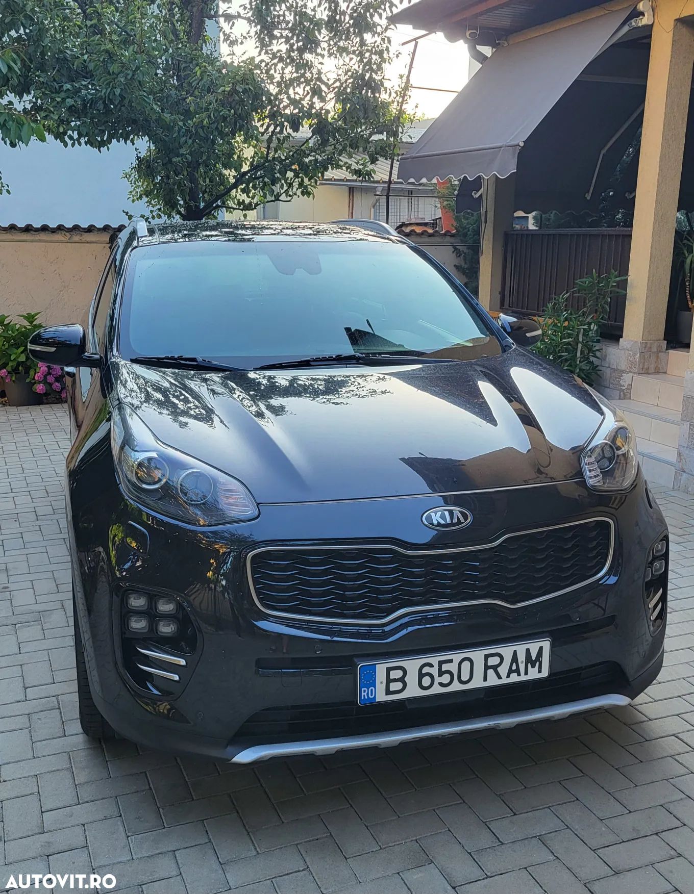 Kia Sportage 2,0 CRDI AWD Aut. GT Line - 1