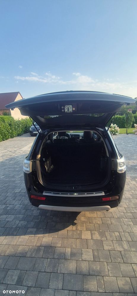 Mitsubishi Outlander - 5