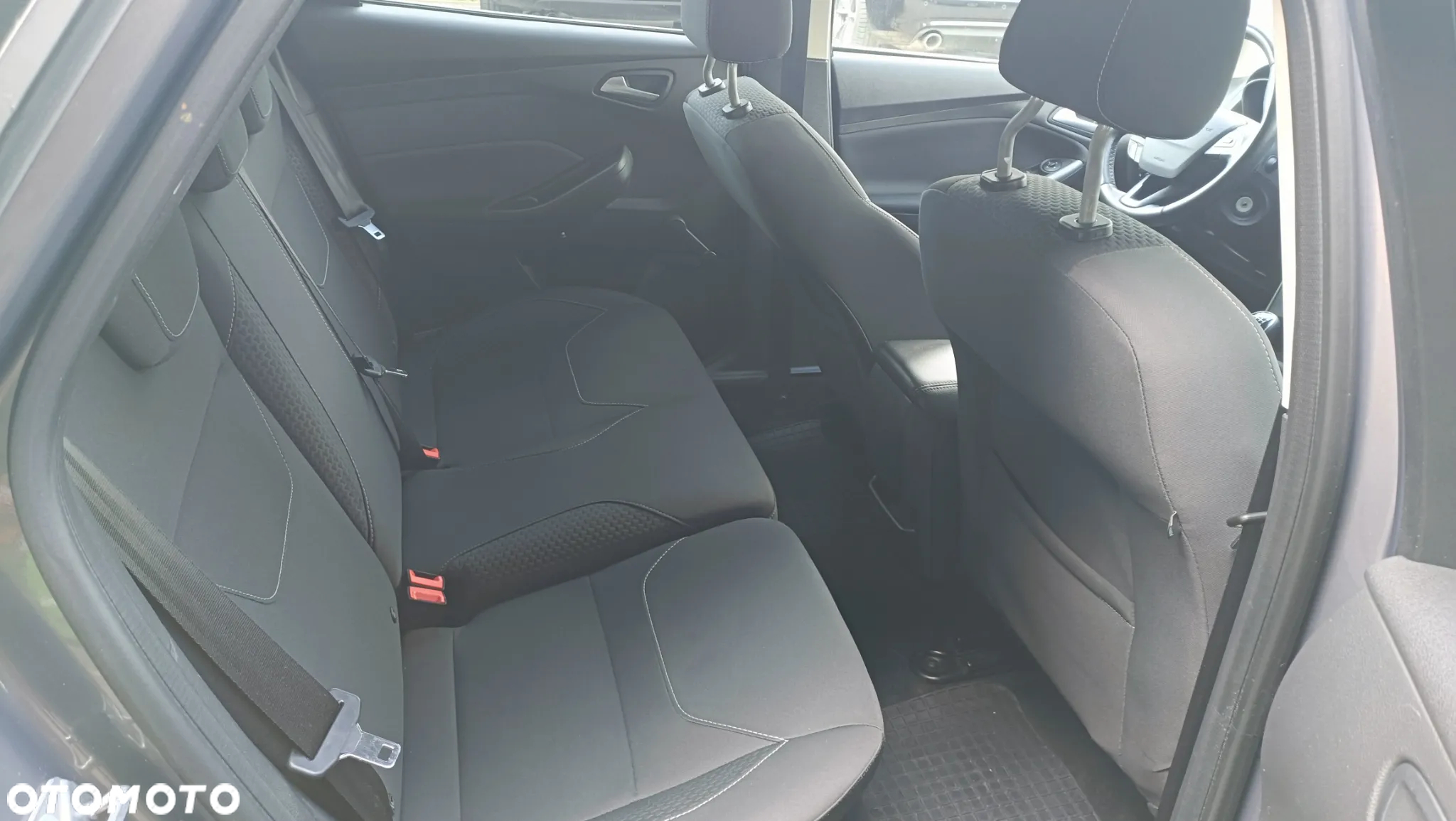 Ford Focus 1.0 EcoBoost Active - 17
