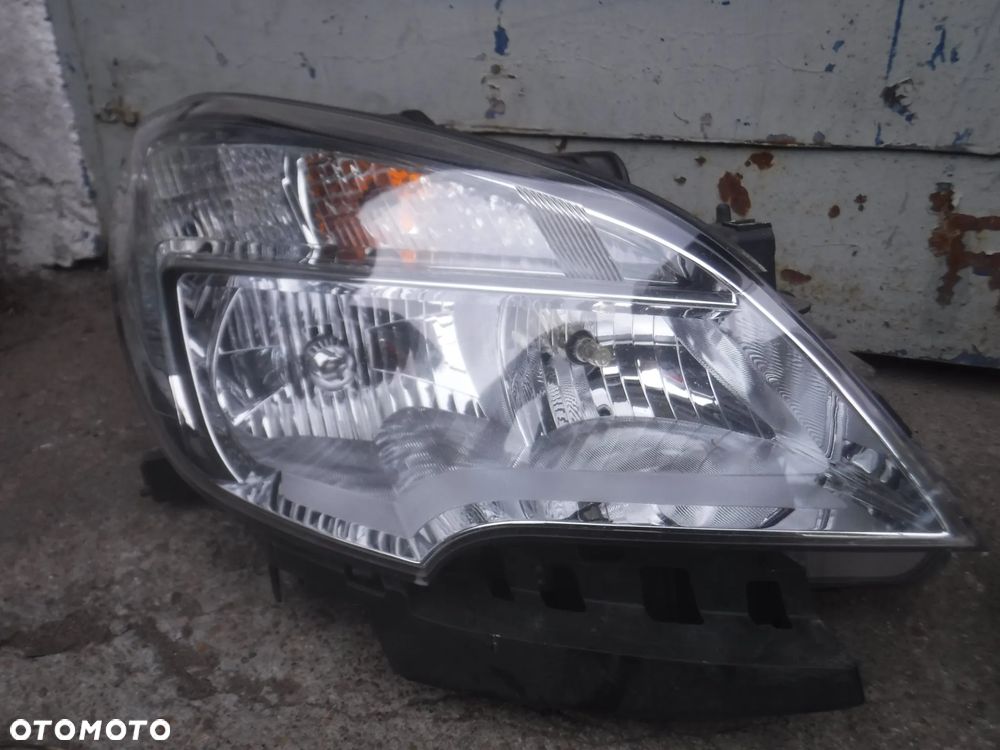 Opel Mokka  12-16 lampa przod  lewa prawa - 4