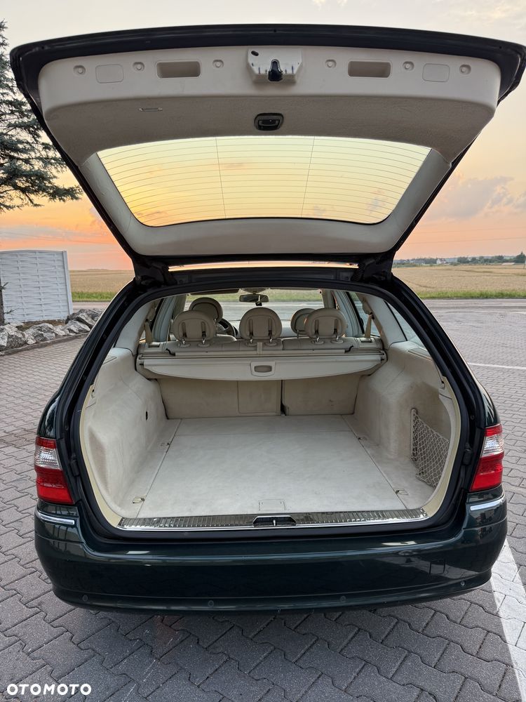 Mercedes-Benz Klasa E 320 CDI T Avantgarde - 12