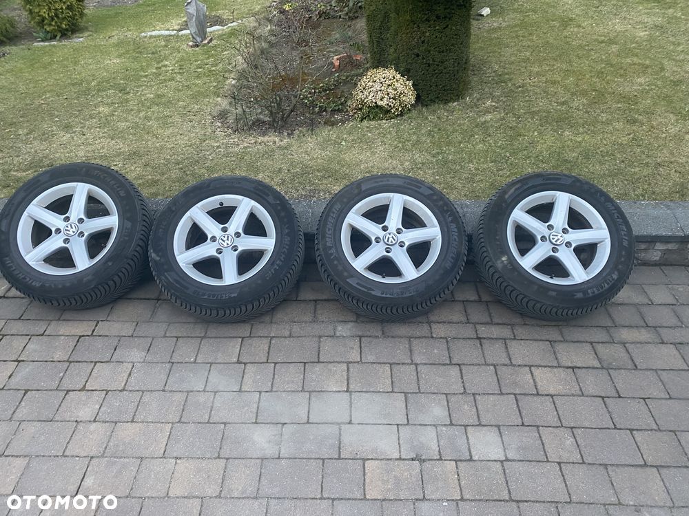 Volkswagen Tiguan 2.0 TDI 4Mot R-Style DSG - 23