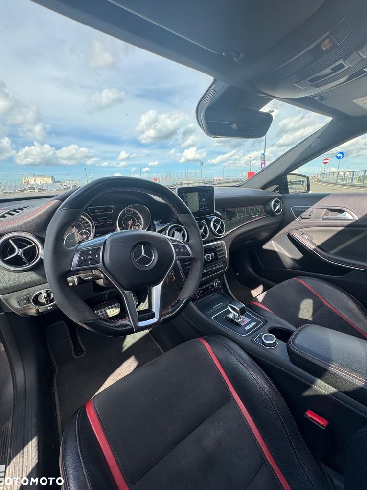 Mercedes-Benz GLA 45 AMG 4Matic 7G-DCT Edition 1 - 9