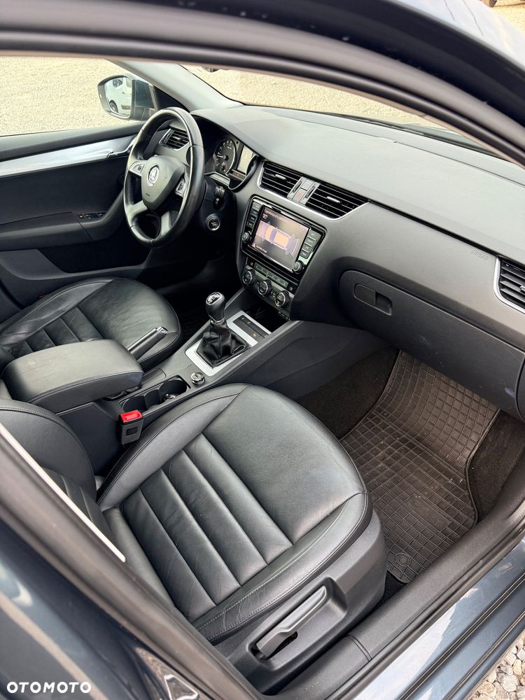 Skoda Octavia 2.0 TDI Green tec 4x4 Elegance - 10
