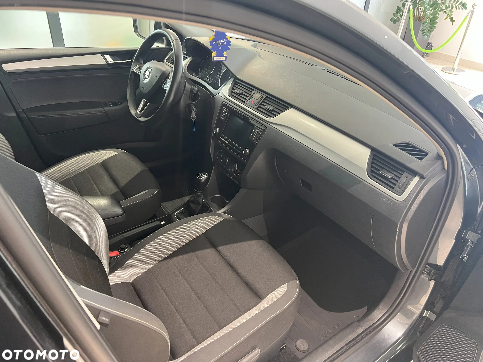 Skoda RAPID 1.0 TSI Ambition - 10