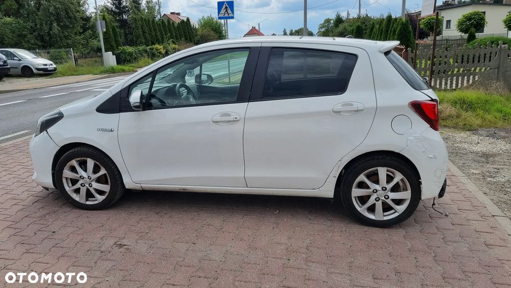 Toyota Yaris 1.5 VVT-i Comfort - 11