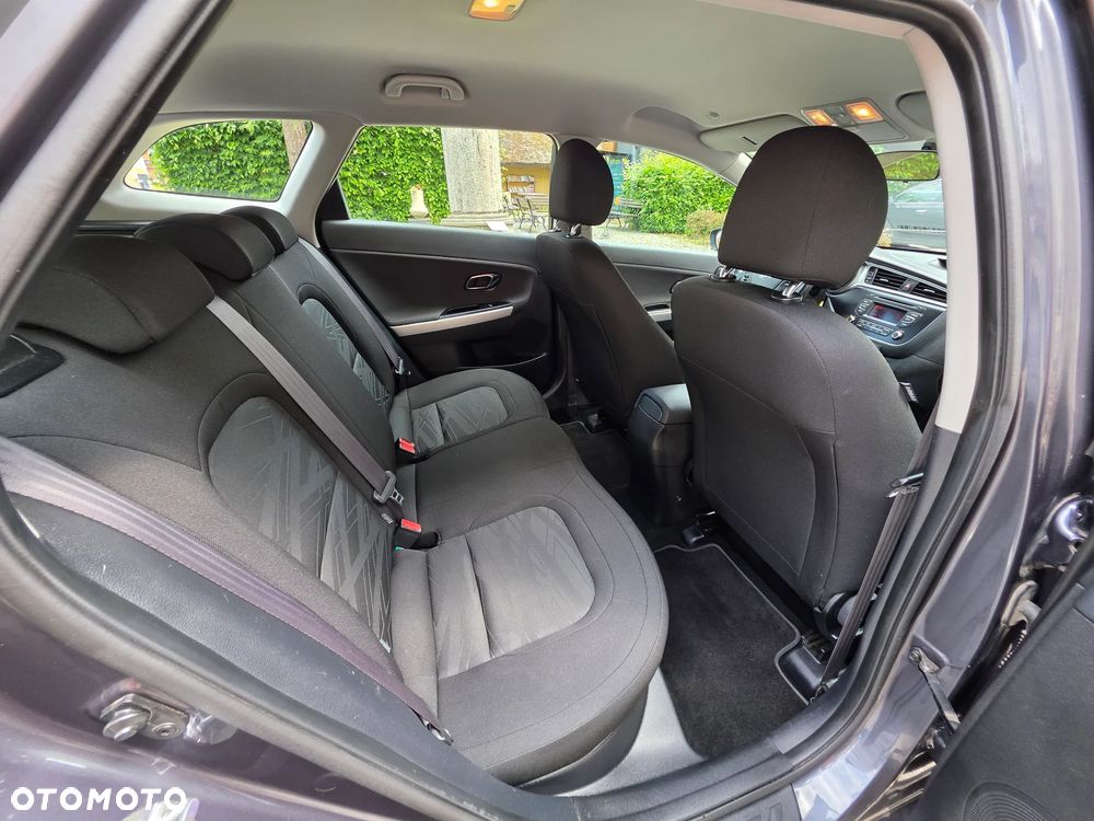 Kia Ceed 1.4 CVVT Dream Team Edition - 9