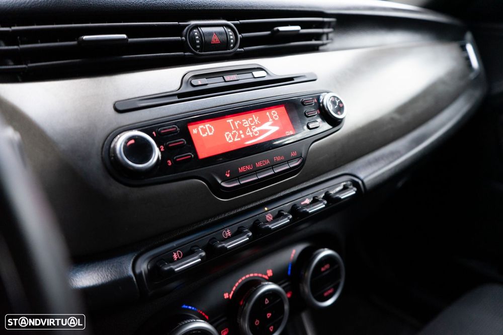 Alfa Romeo Giulietta 1.6 JTDM Veloce - 5