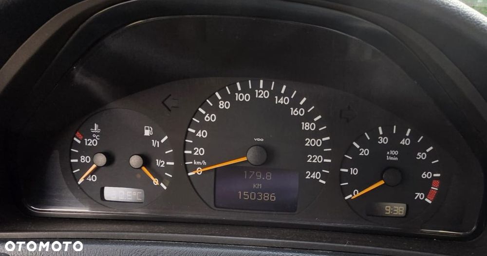 Mercedes-Benz CLK - 7