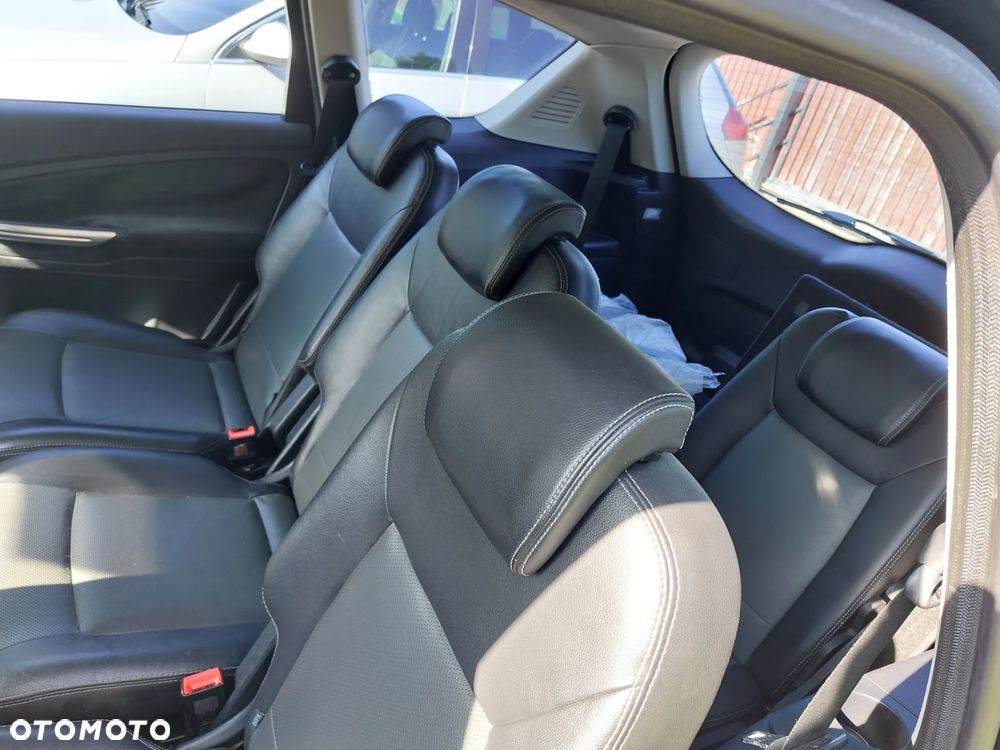 Ford S-Max 2.0 TDCi Ambiente - 8